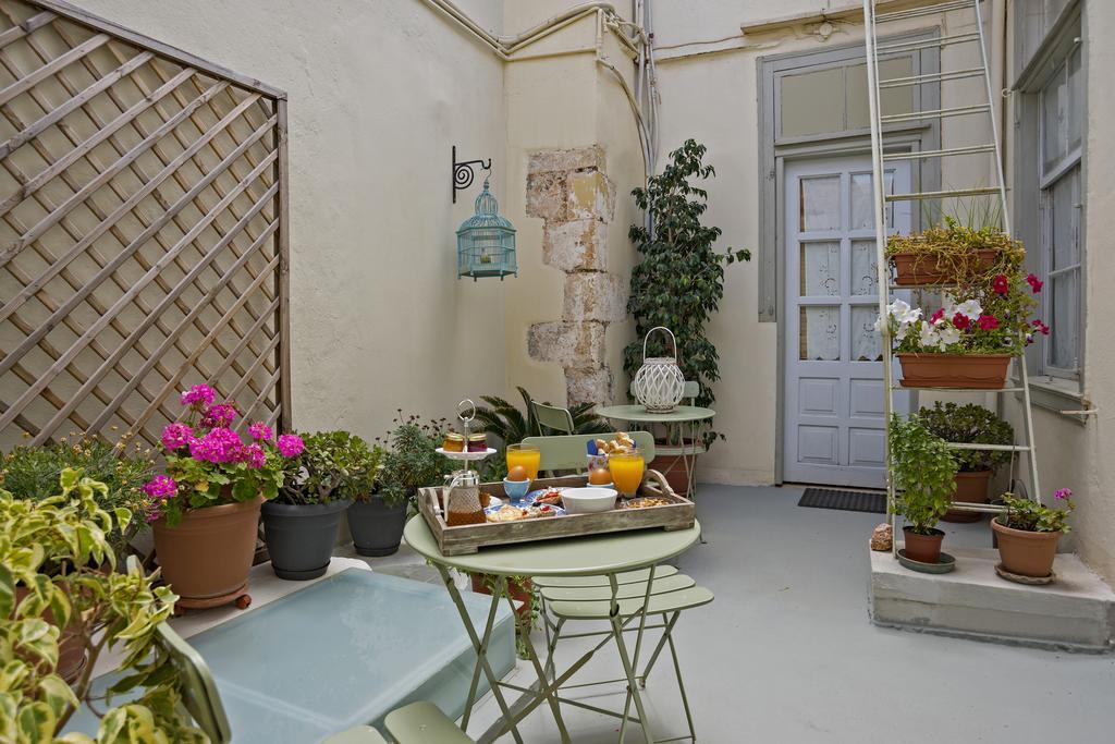 Anatolia Guest House Chrissi Akti Chania Exterior foto